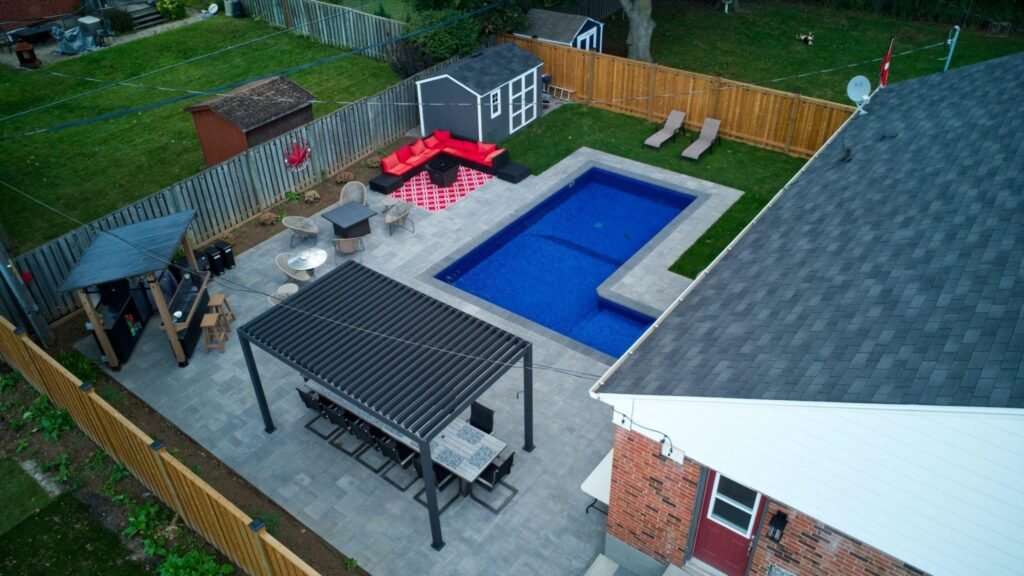 modern-outdoor-living